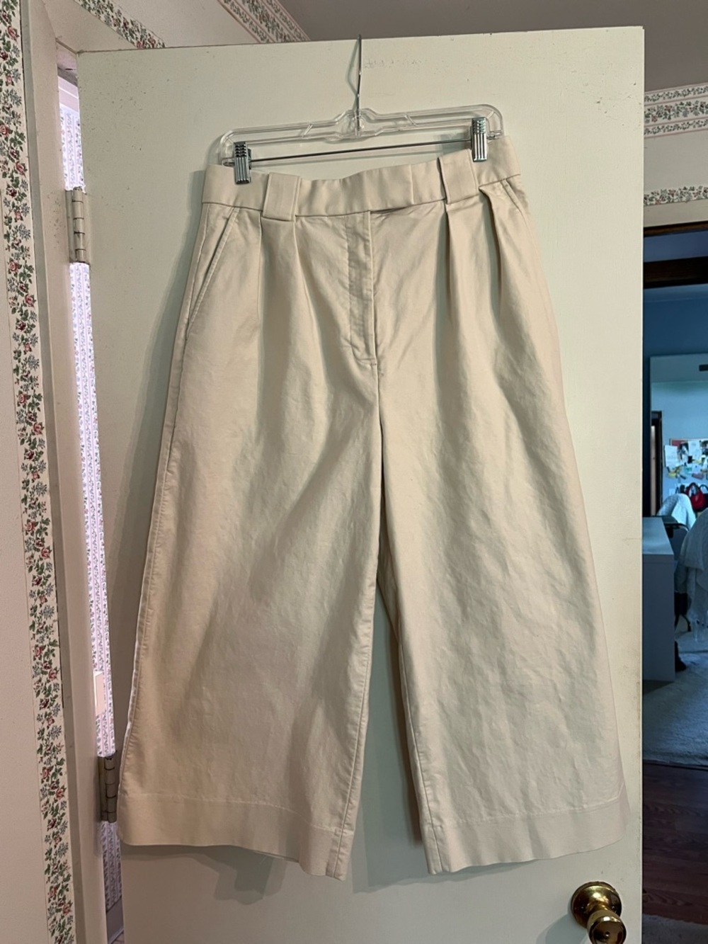 Banana Republic Cream High-Rise Wide-Leg Culottes